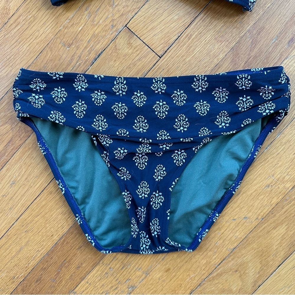 Moontide Demask Print Bikini View 4